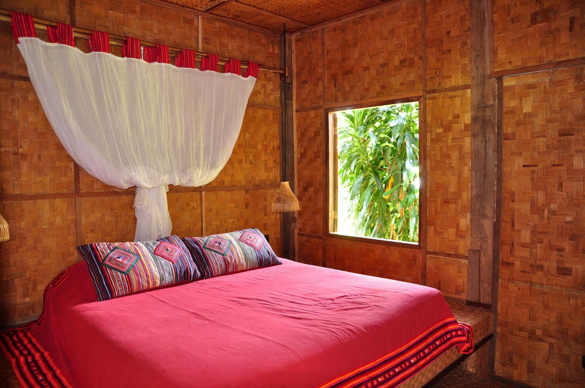 Lisu Lodge Chiang Mai Exteriör bild